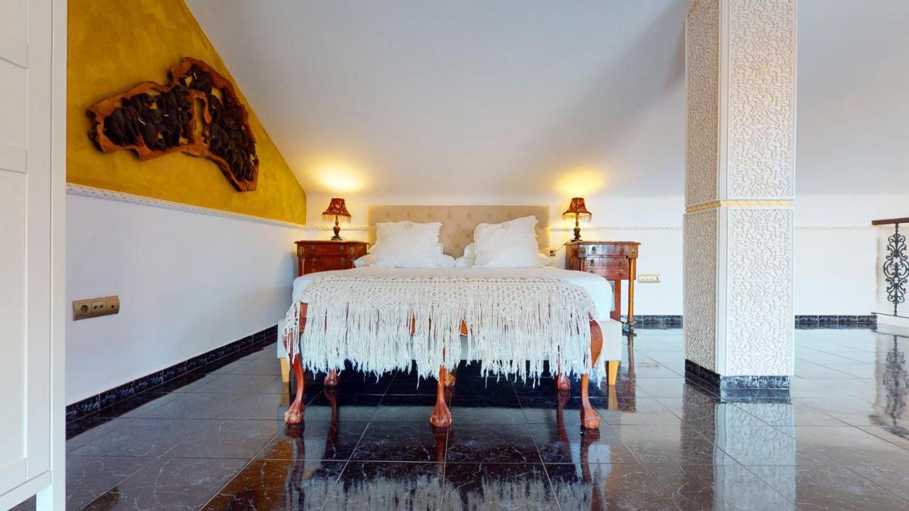 Majestic Villa By The Beach Heated Private Pool & Jacuzzi بينالماذينا المظهر الخارجي الصورة