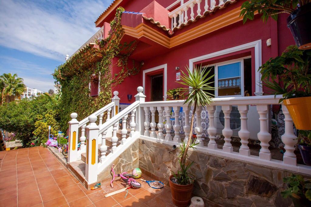 Majestic Villa By The Beach Heated Private Pool & Jacuzzi بينالماذينا المظهر الخارجي الصورة