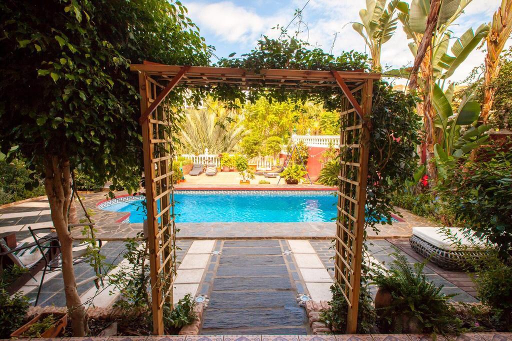 Majestic Villa By The Beach Heated Private Pool & Jacuzzi بينالماذينا المظهر الخارجي الصورة