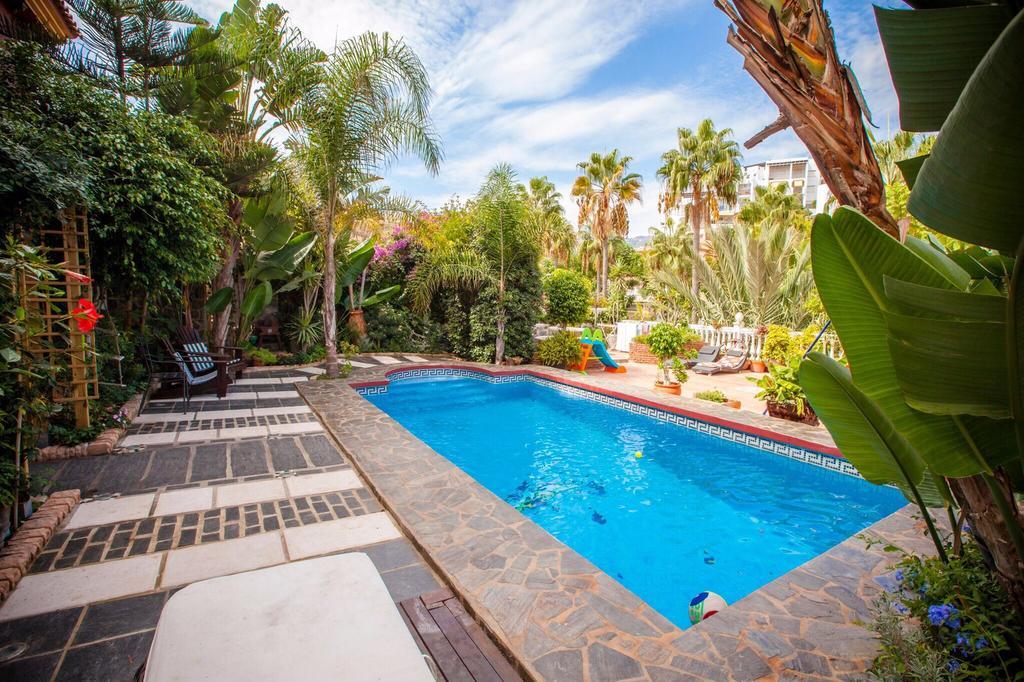 Majestic Villa By The Beach Heated Private Pool & Jacuzzi بينالماذينا المظهر الخارجي الصورة